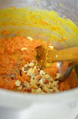 carrot-halwa-ghee-elachi-1