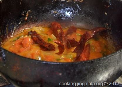 how-to-prepare-tomato-pudina-chutney-for-idli-dosa-1