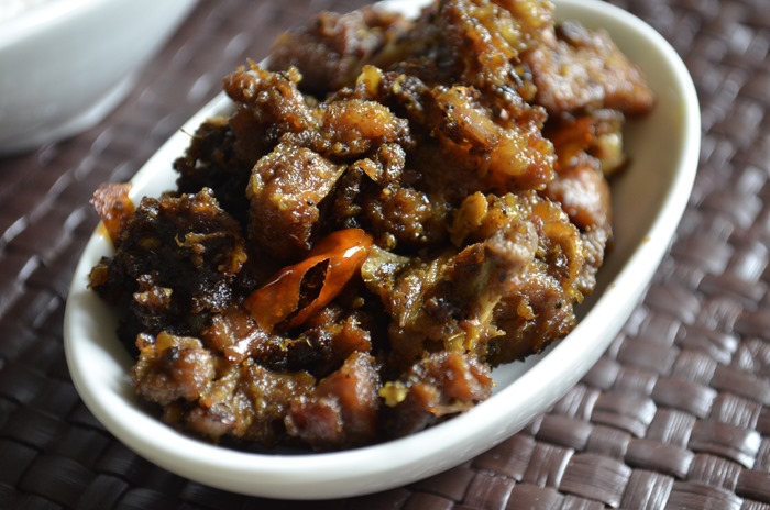 nadar-varutha-mutton-curry-recipe-1