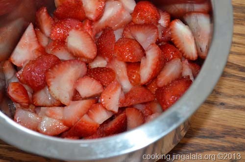 How to prepare strawberry spread at home