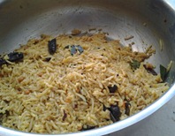 pulyodharai-pulisoru-pulisadham-pulisaadham-pulisadam-puliyogare-variety-rice1